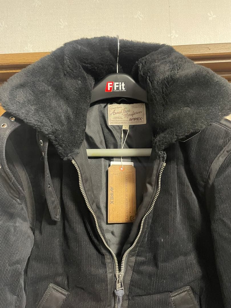 AVIREX ブラック フライトジャケット