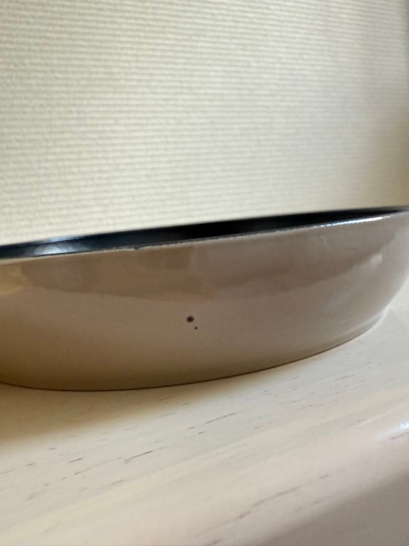 【新品未使用】STAUB ミナペルホネン　ラウンドホットプレート　リネン20㎝