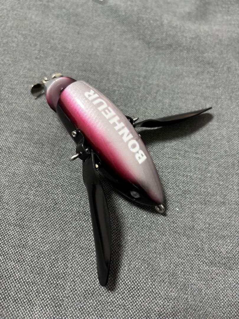 fxxx BONHEUR エイリアンヘッズjr 羽物　羽モノ