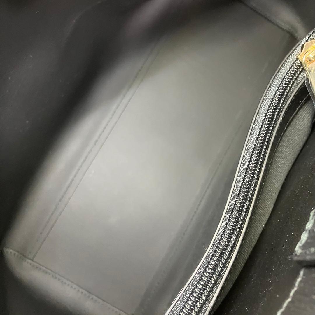 ★美品★FURLA フルラ トートバッグ ビジネスA4 肩がけ レザー ブラック