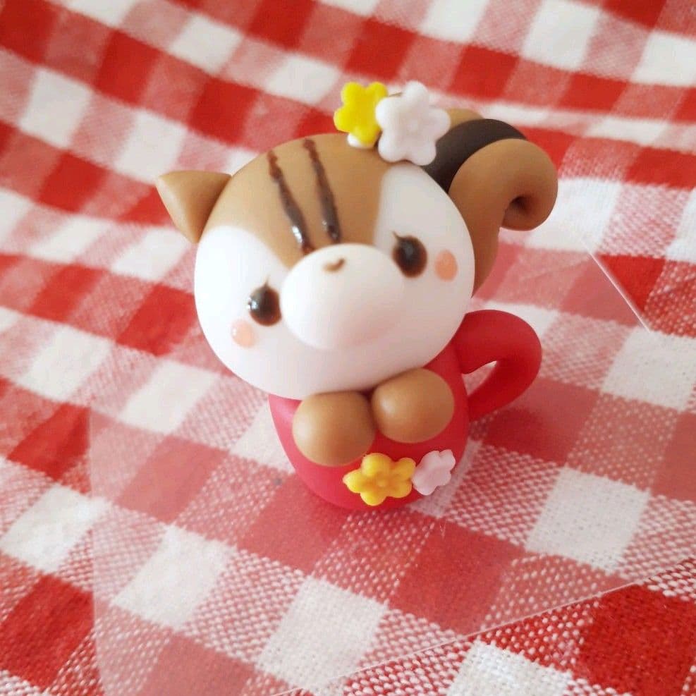 カップからリスさん♡