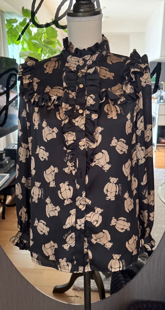 ダブルスタンダードクロージング　ブラウス