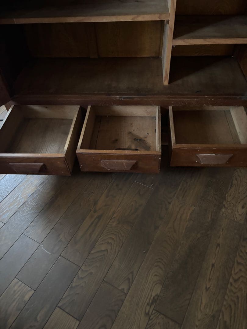 木製ディスプレイキャビネット