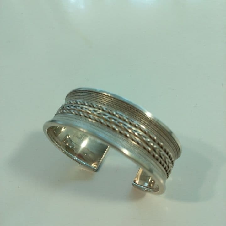 #9シルバー 編み込みデザイン バングル925刻印あり