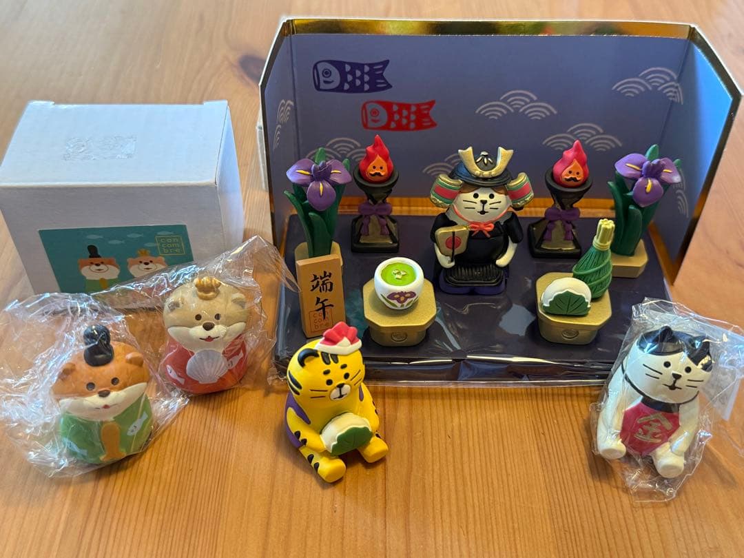 コンコンブル　 concombre 端午の節句　カワウソ雛