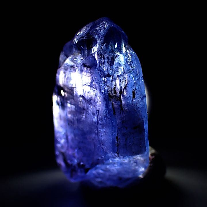 【タンザニア/メレラニ産】タンザナイト結晶