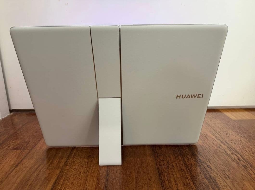 その他ノートPC本体 HUAWEI MateBook Fold