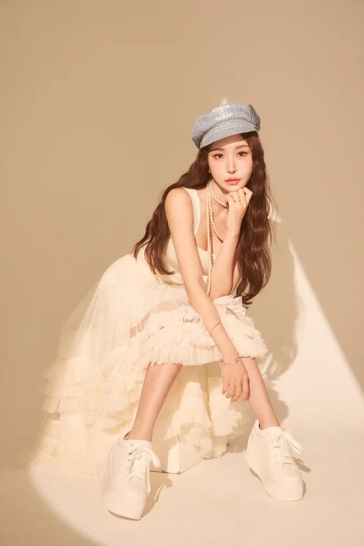 【6月発売新作】【即納】Sサイズ　インスタグラマー鈴木亜美さん　厚底スニーカー