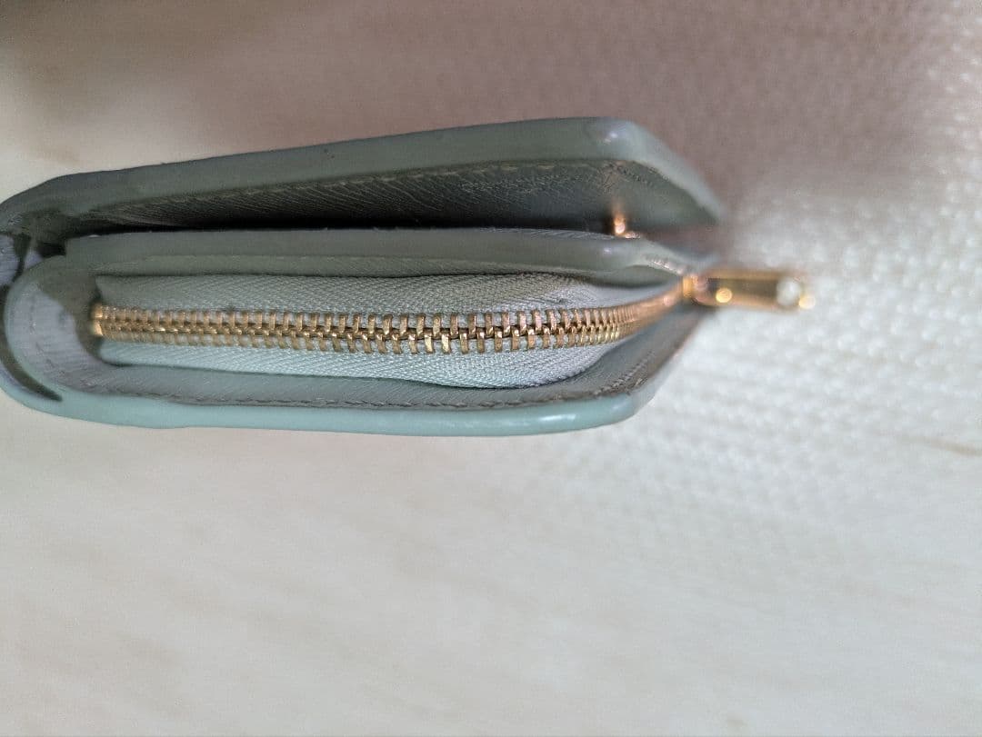 早いもの勝ち！グッチ GUCCI スクリプト ジップアラウンドウォレット ‎