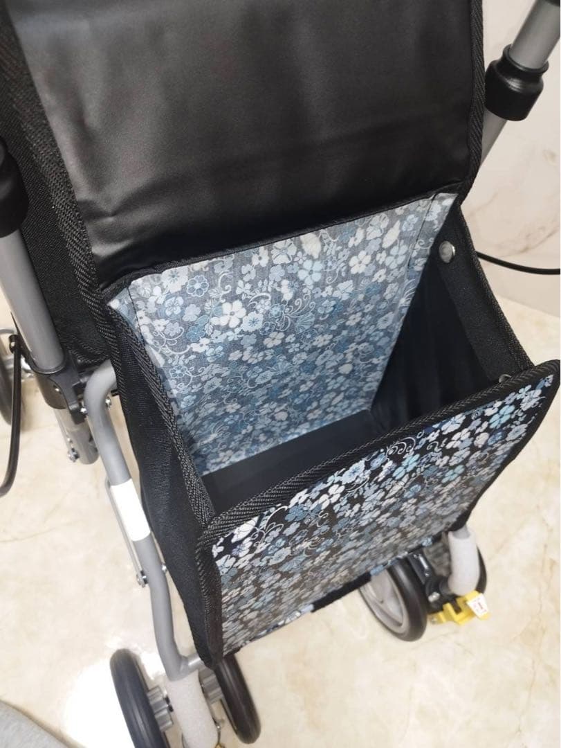 シルバーカー シンフォニーSPスリム　花柄模様　歩行補助