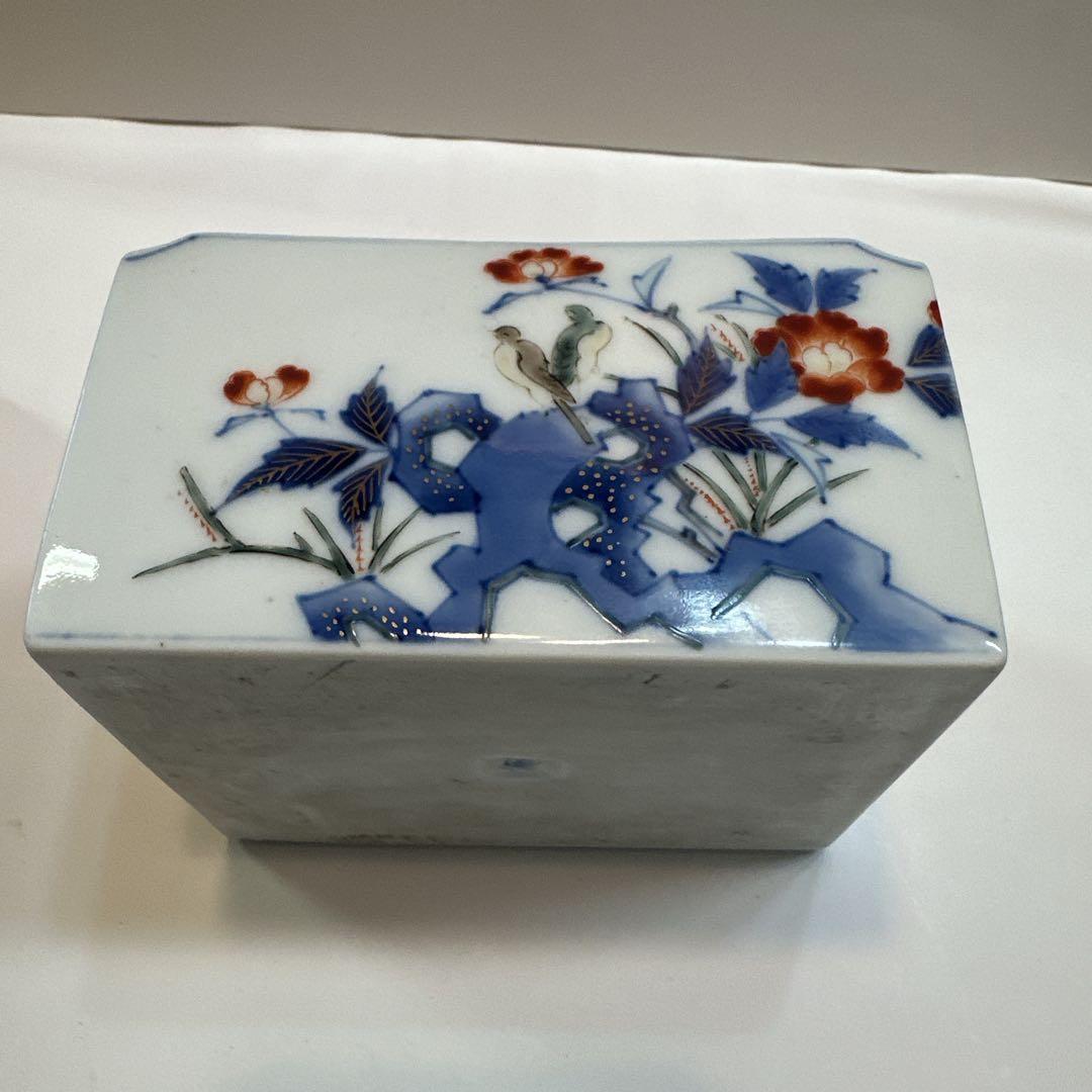 古い灰皿　別の箱付き　柿右衛門 有田焼？