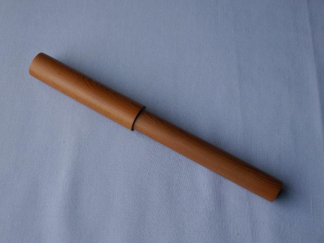 プラチナ万年筆＃3776 センチュリー用銘木軸 【イチイ（一位）】