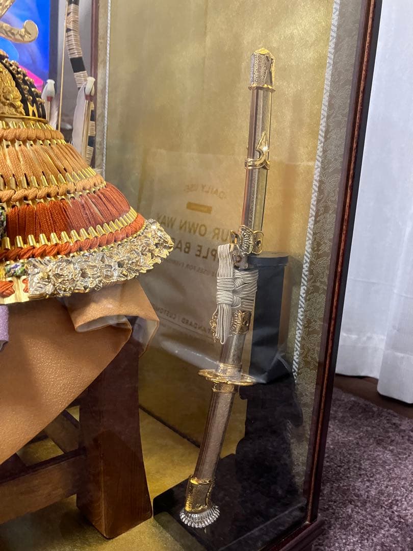 五月人形 ケース入り兜　子どもの日、端午の節句