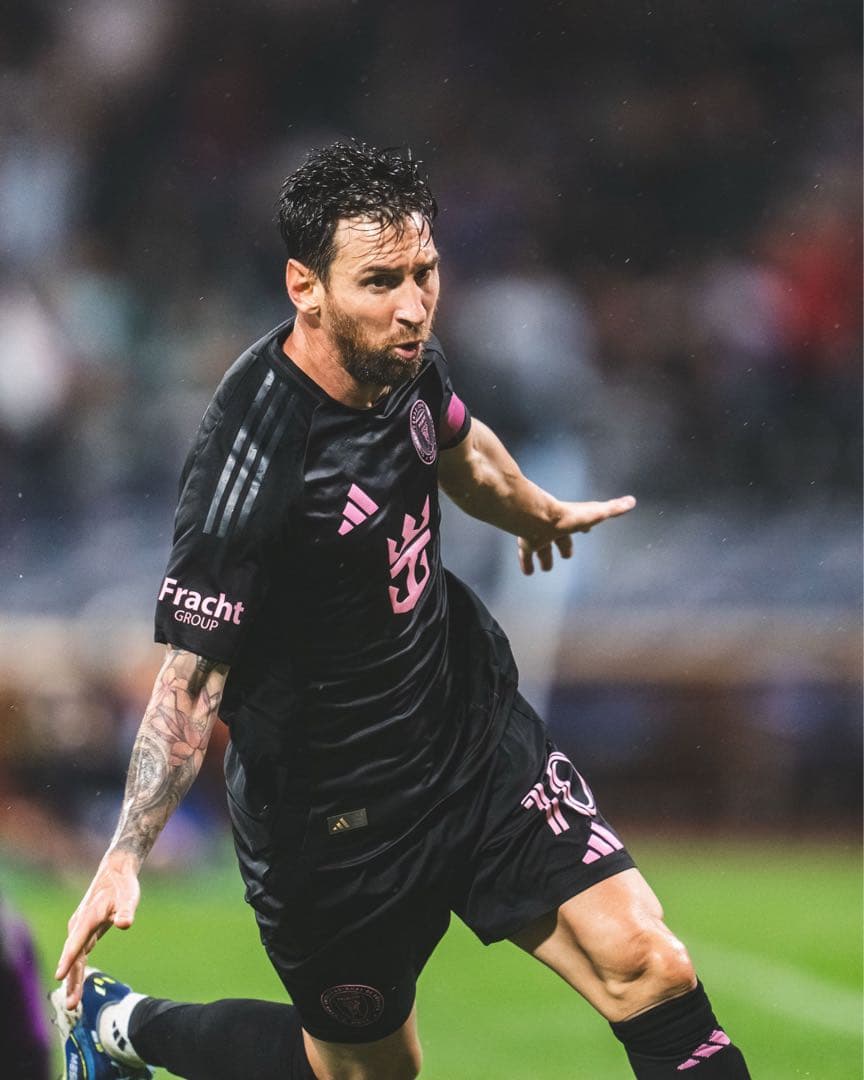 【正規品】メッシ インテルマイアミ 2025アウェイユニフォームＬサイズ