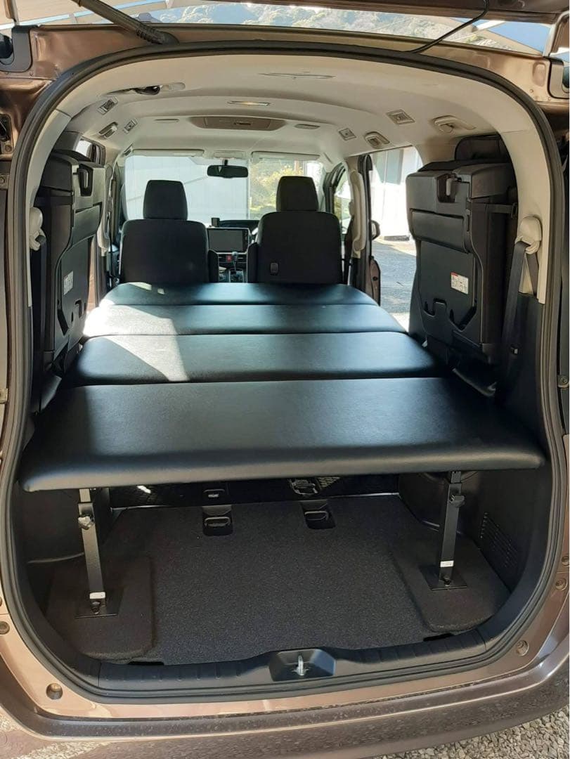 ノア　NOAH 80系　車中泊　ベッドキット