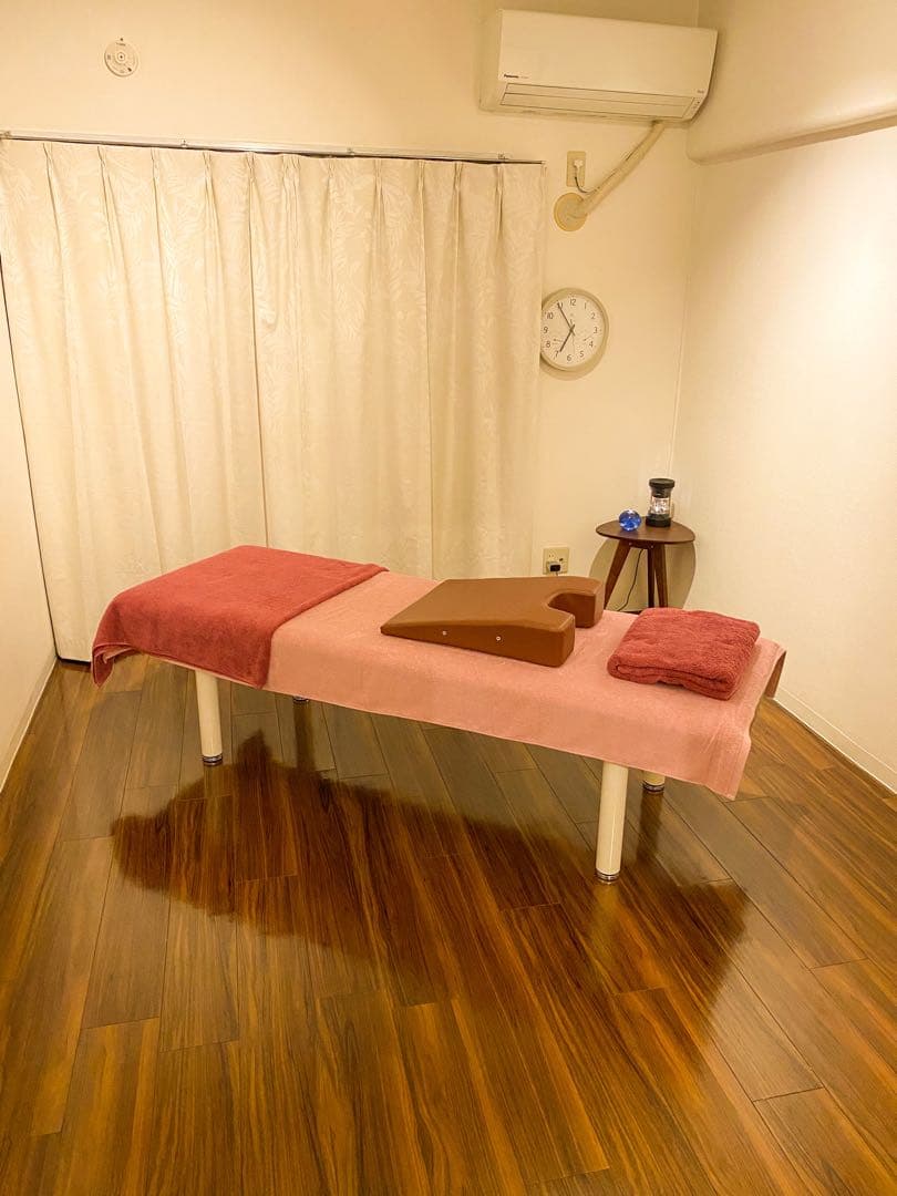 【美品】DXマッサージベッド　高田ベッド製作所　TB-908