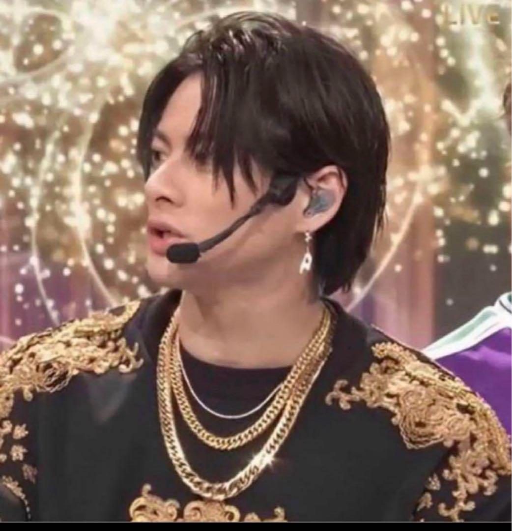 DIESEL 片耳ピアス　平野紫耀さん　松田元太さんが着用　シルバークリップ型