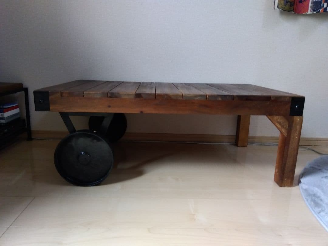 車輪付き　トロリーテーブル