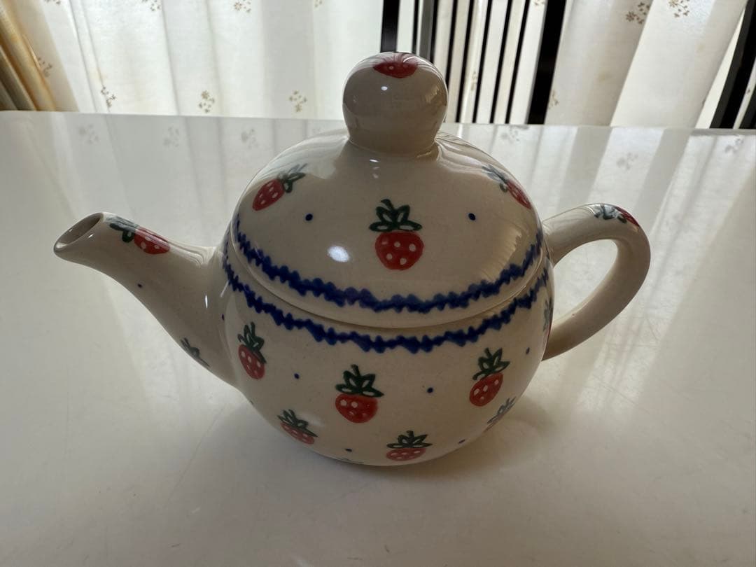 ポーリッシュポタリー ポーランド食器 新品未使用品 いちご ポット