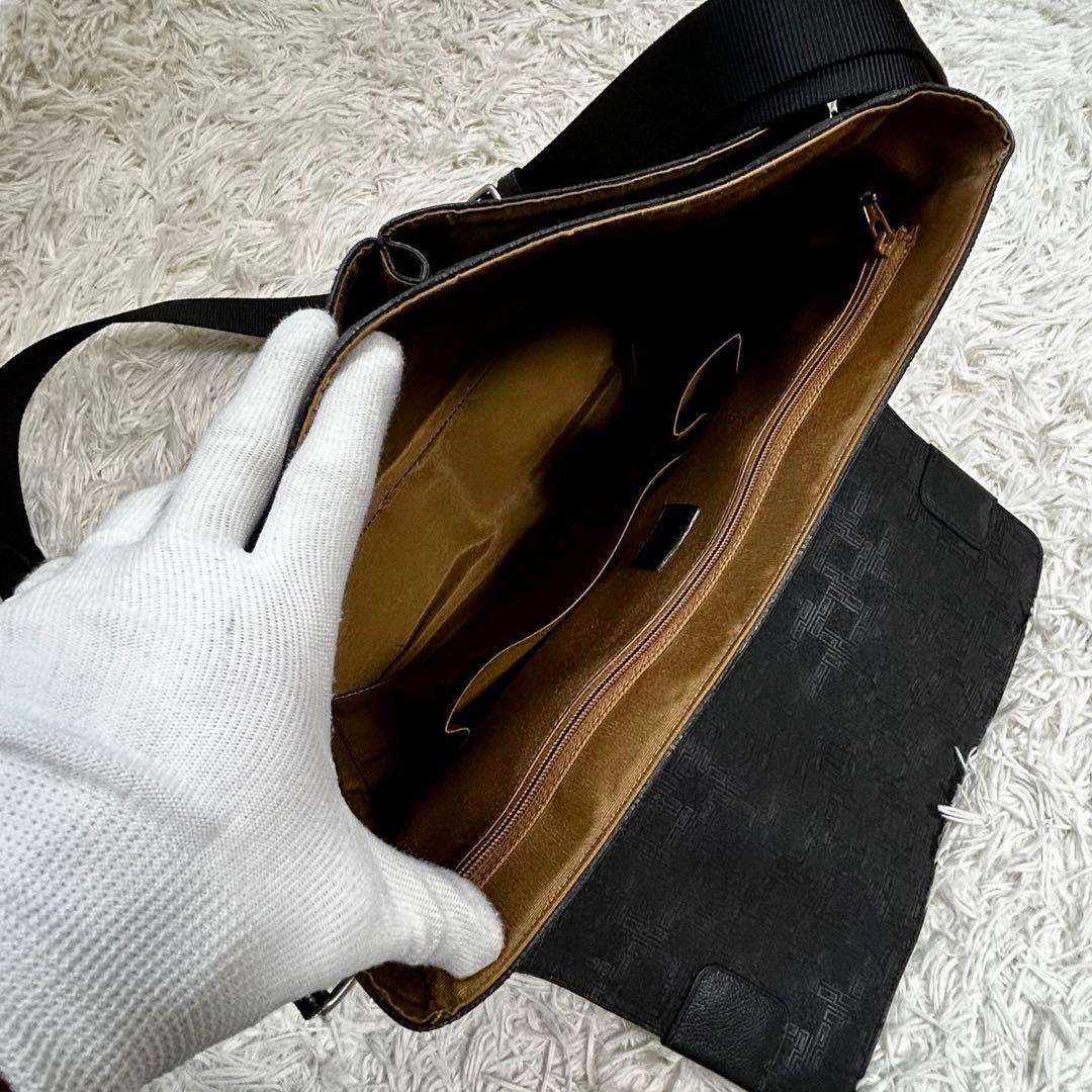 極美品✨ダンヒル メッセンジャーバッグ ディーエイト A4 PVC ロゴプレート