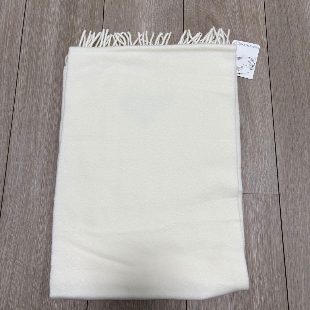 タグ付き ヴィヴィアンウエストウッド フリンジ マフラー ホワイト