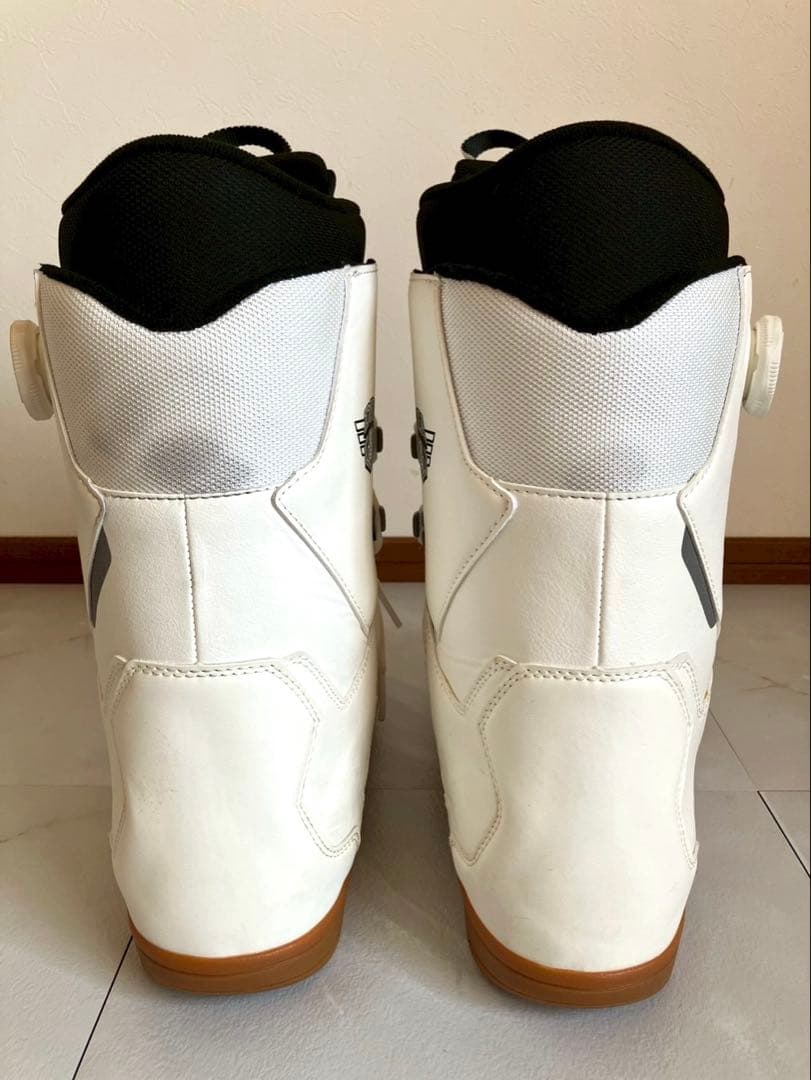 【期間限定出品】 DEELUXE D.N.A. スノーボードブーツ 27.5