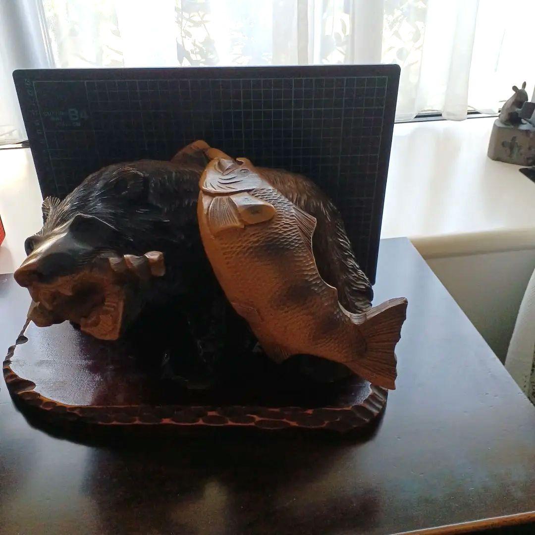 木彫り熊の一本彫り　手彫り　アイヌ民族の方が全て手で彫った作品　民芸品