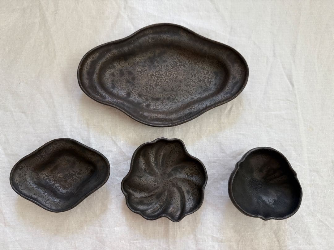 【最終価格】新品未使用　安福由美子 さん　器 4点セット　脚付小鉢他