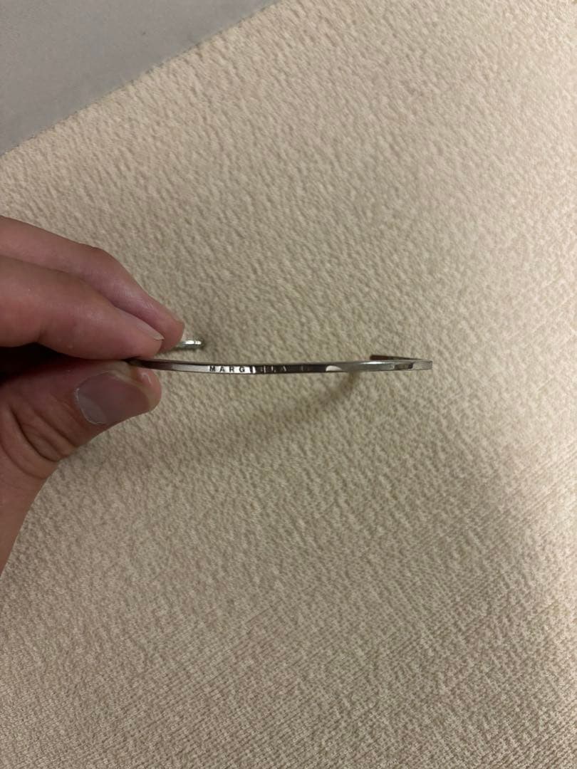 メゾンマルジェラ　バングル　シルバー