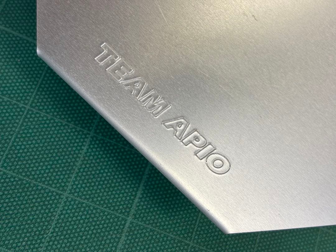 APIO製 MT車用フットレスト