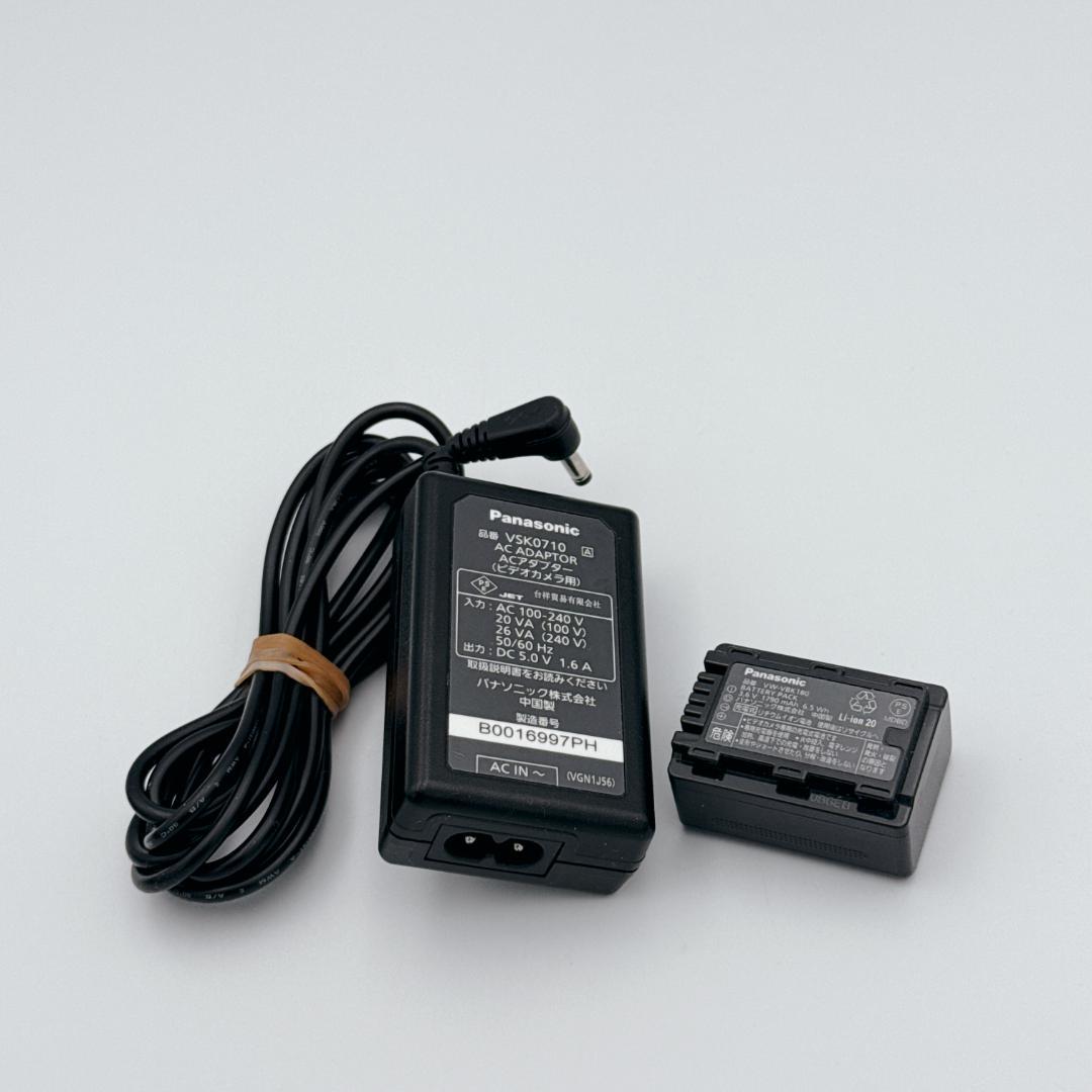 未使用級✨Panasonic デジタルハイビジョンビデオカメラ HDC-TM70