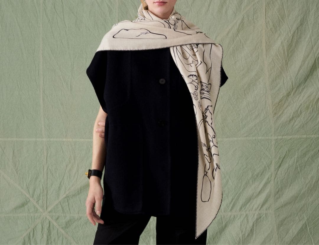 25秋冬　未使用品　エルメス　トライアングルジェアン　千と一のウサギ