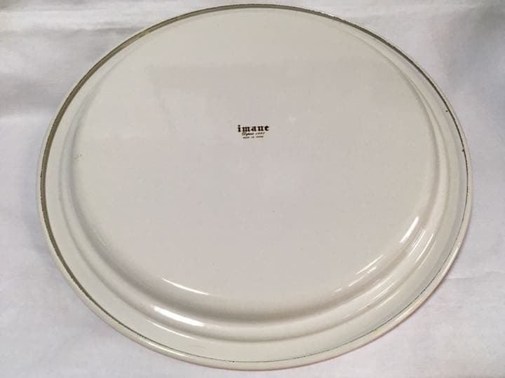 イマン　イリス　丸トレー　飾っても、お使いになってもいいですね