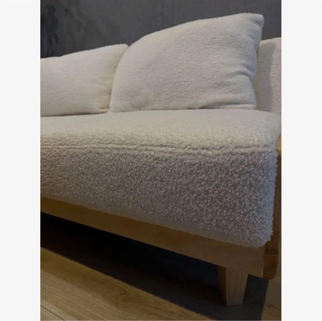 2024年7月末に購入　送料無料　ブークレ生地　ソファー 北欧 木製 アイボリー