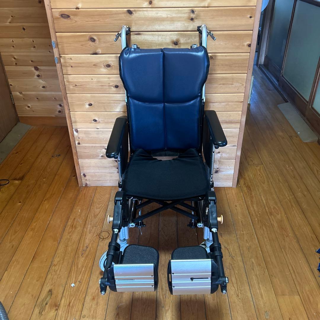 松永製作所の介助用ティルトリクライニング　オアシス OS-12TRSP 40