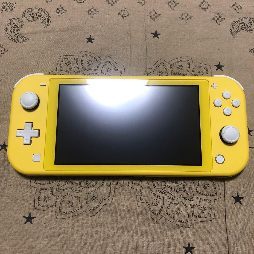 美品 Nintendo Switch Lite 本体 イエロー 完品