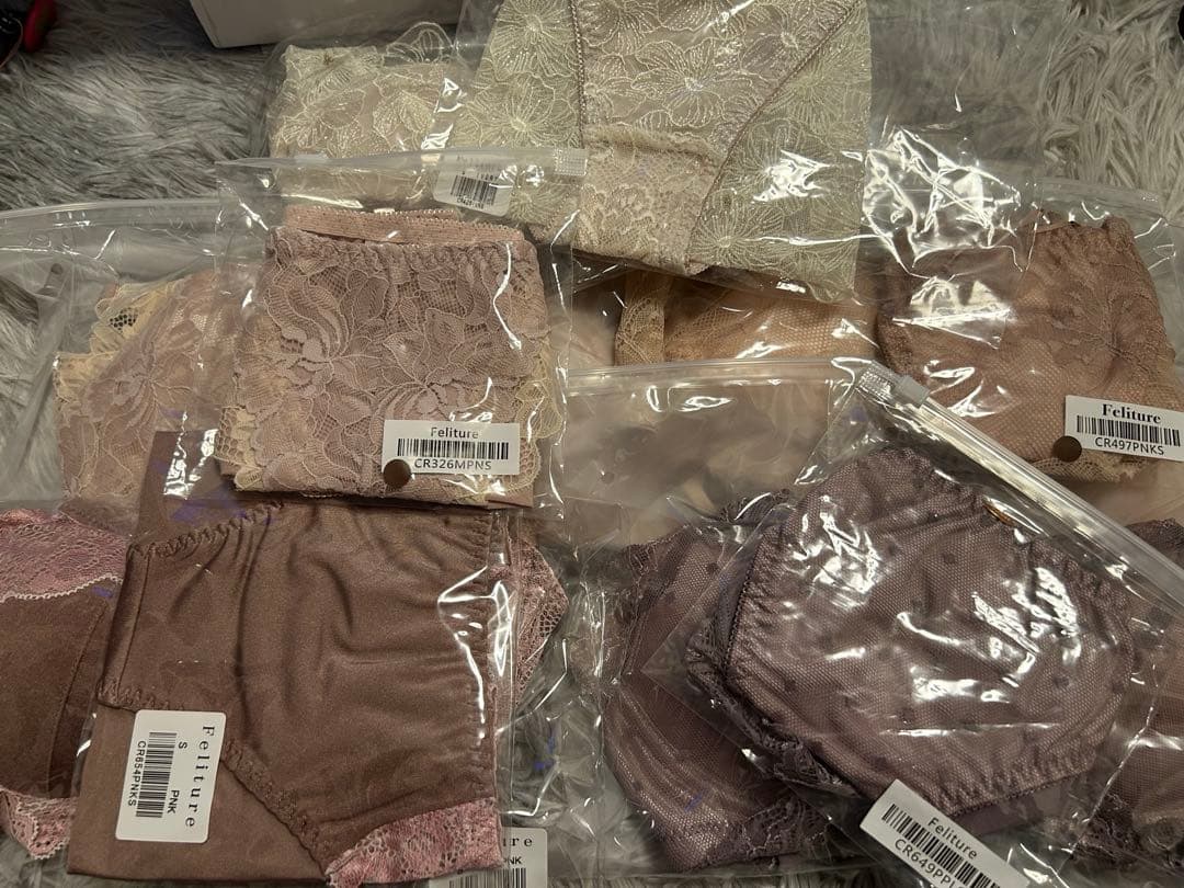 Feliture ブラジャーショーツ5セットsサイズ