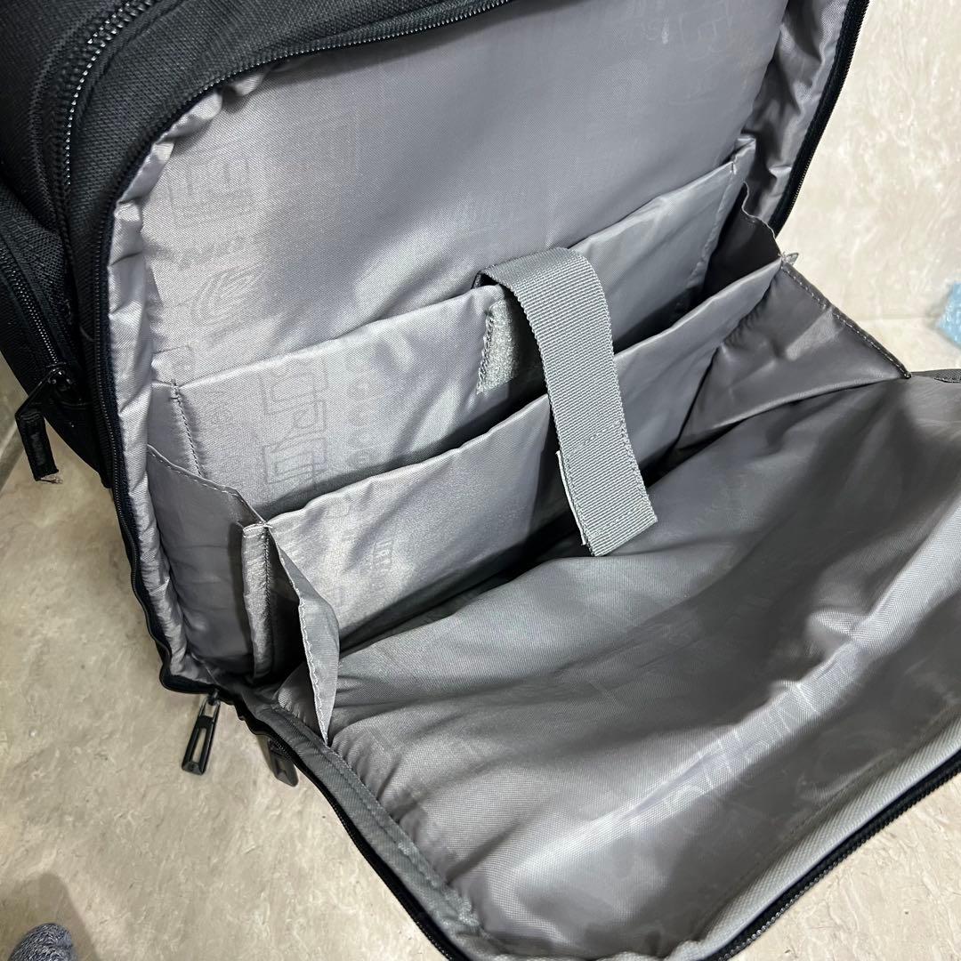 希少品 BURTON バートン WHEELIE FLYER 30L 機内持込