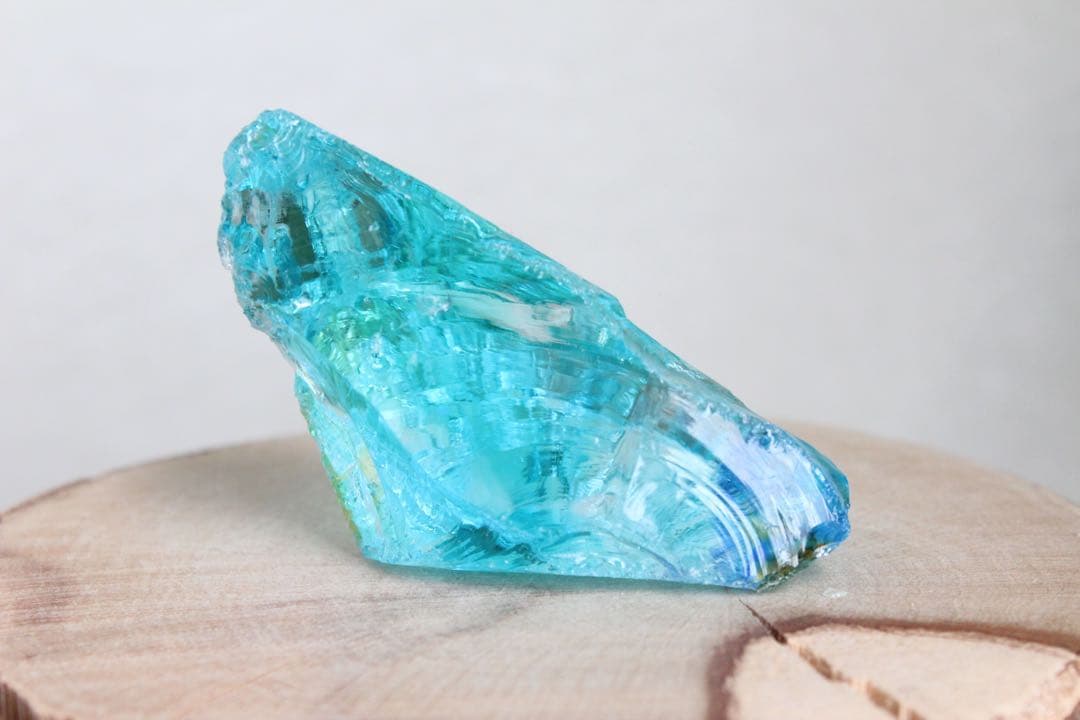 シエラネバダ産アンダラクリスタル　マルチカラー　ブルー系