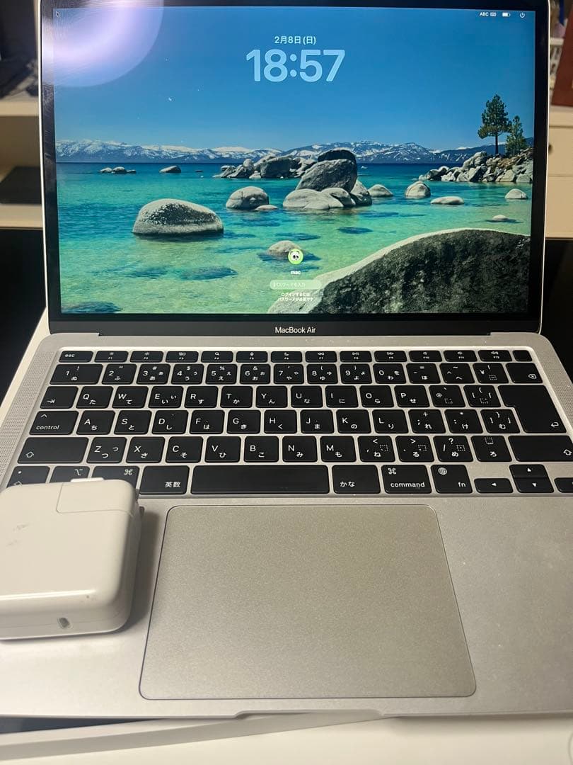 Apple MacBook Air 13インチ シルバー 充電器付き