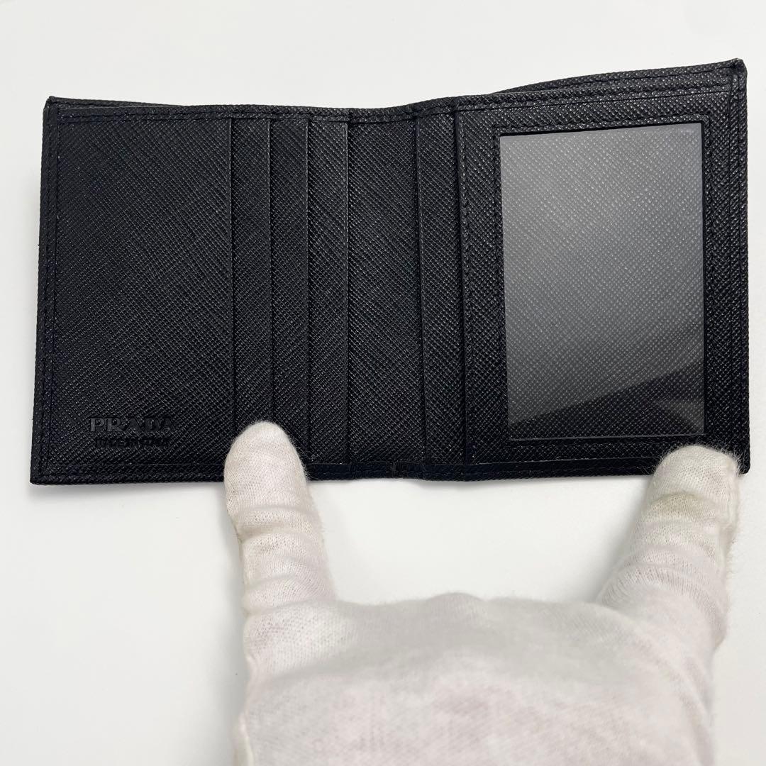 【✨現行 未使用級】プラダ 二つ折り 札入れ サフィアーノ 三角ロゴ RFID