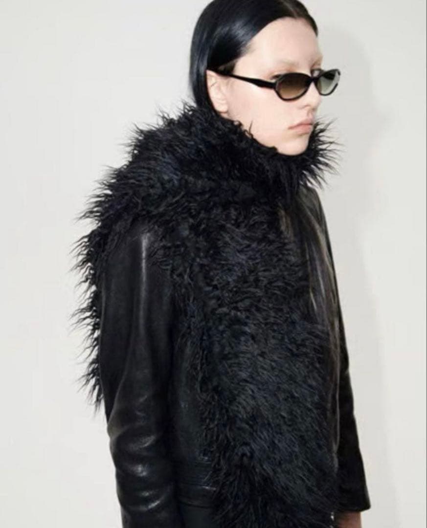 小物 OUR LEGACY FLOSS SCARF Black Fake Fur