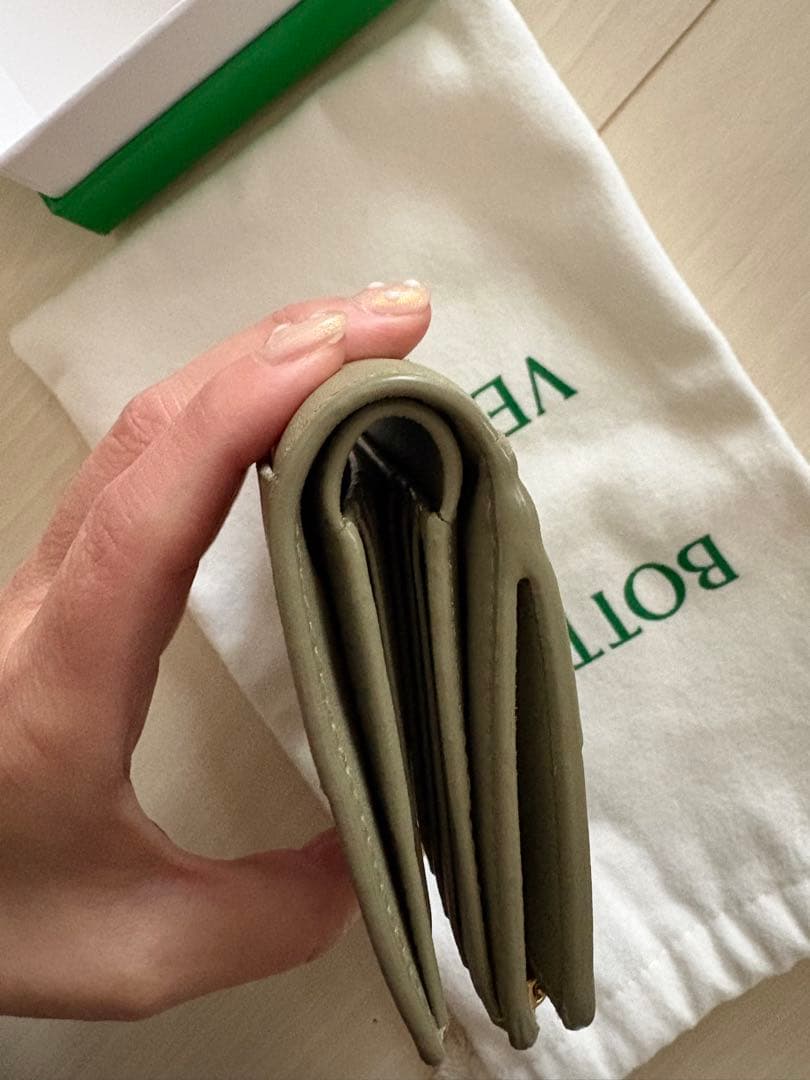 2つ折り財布【ボッテガヴェネタ】