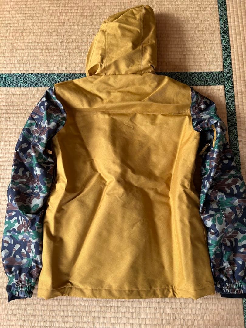 スノーボードウェア5点セット（ジャケット＆パンツ）