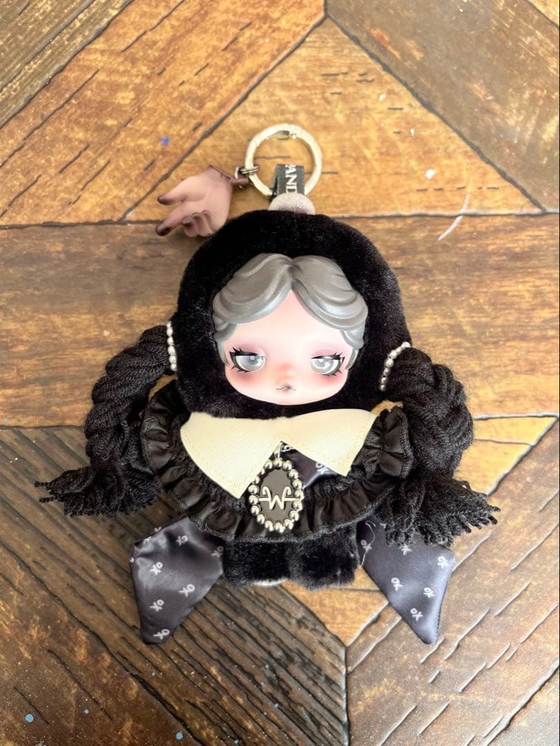 1*8様 skullpanda Wednesday アメリカ版