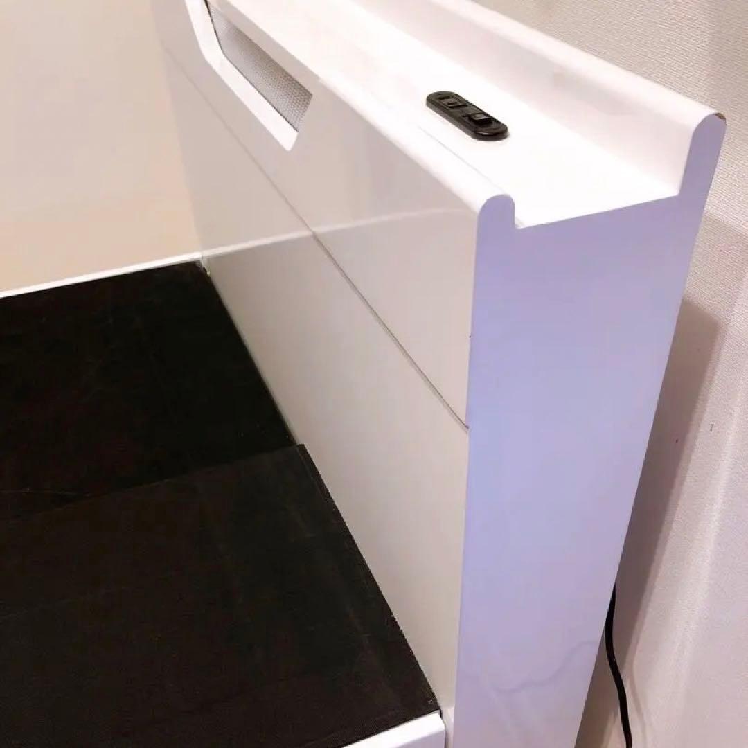 ホワイトベッド 引出5箇所LEDライト付き　店じまいセールで半額11万円で購入