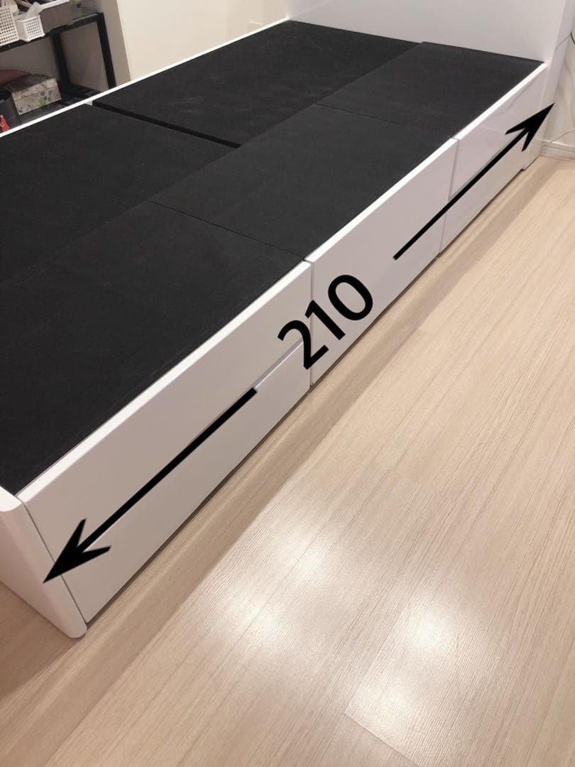 ホワイトベッド 引出5箇所LEDライト付き　店じまいセールで半額11万円で購入