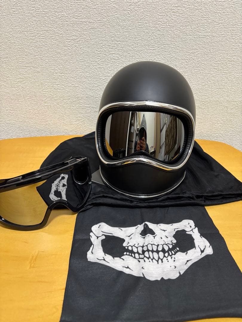 新品スペースヘルメットXLサイズ　マットブラックゴーグルケース付きnobudz風