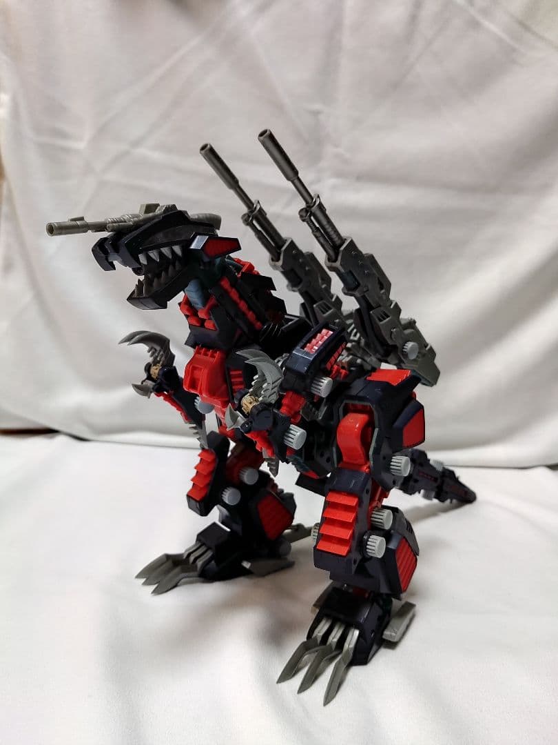 b*t様 ゾイド　ジェノザウラー　バーサクフューラー　ジャンク