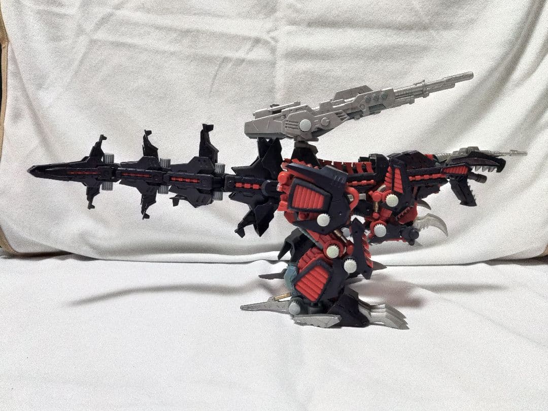 b*t様 ゾイド　ジェノザウラー　バーサクフューラー　ジャンク